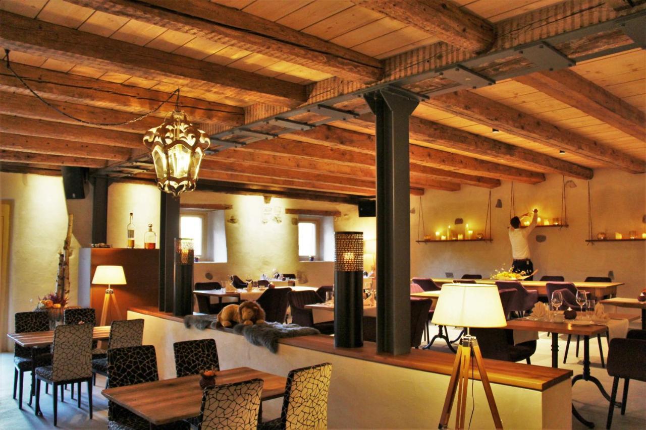 Zum Schwarzen Loewen Hotel อัลท์ดอร์ฟ ภายนอก รูปภาพ