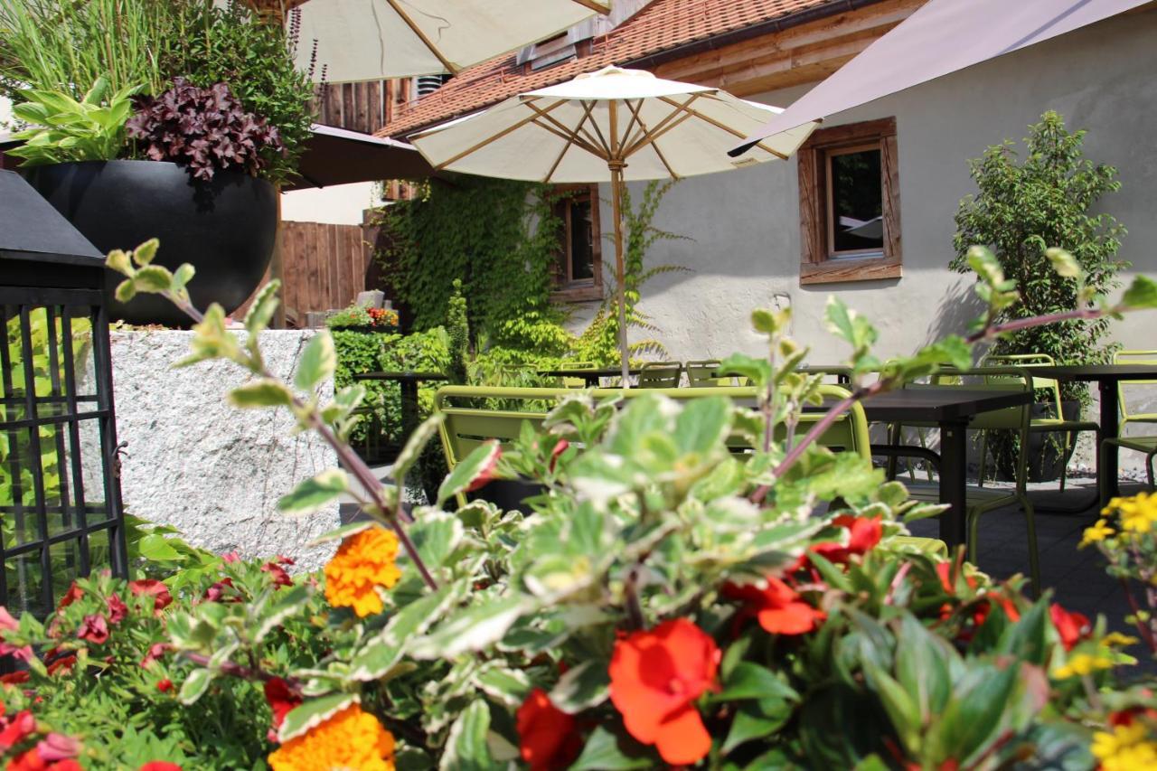 Zum Schwarzen Loewen Hotel อัลท์ดอร์ฟ ภายนอก รูปภาพ